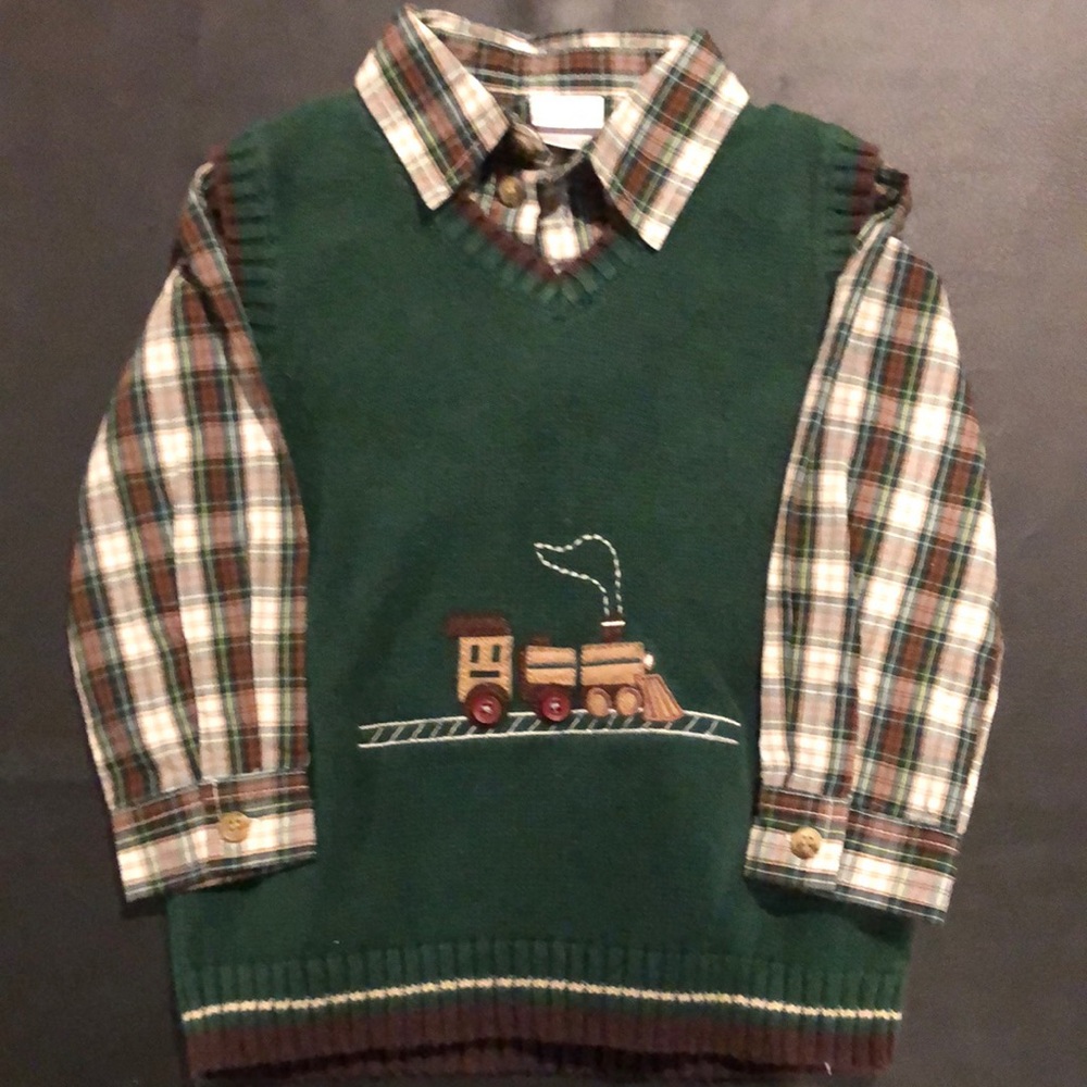 GUC 24m green plaid sweater vest set